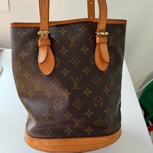 SOLD! Louis Vuitton Petit Bucket